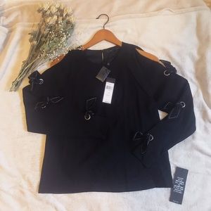 BCBGMAXAZRIA Cold Shoulders Top with Sleeve Ties